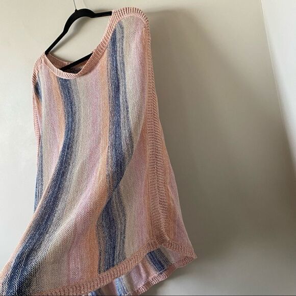 Nwot-Moth Rainbow Cape -> Nwot-Moth Rainbow Cape - Picture 7 of 10
